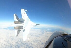 Глава воздушно-космической обороны Северной Америки пожаловался на «небезопасные» манёвры российского истребителя Су-35