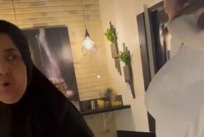 "Звони кому угодно, никого уважения к нам": женщина устроила истерику, потому что закончился её любимый хлеб