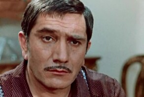 Сегодня день рождения у всеми искренне любимого и уважаемого Армена Борисовича Джигарханяна