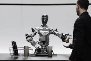 «Это прямой путь к преодолению дефицита кадров»: российский чиновник призвал заменять работников роботами