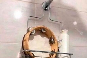 Не ищите здесь смысл. Здесь в основном маразм