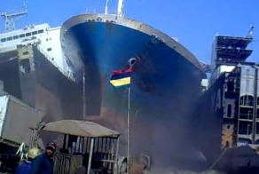 Как паркуется судно (видео)