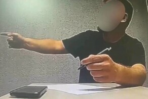 «Я вас в суды пачками таскаю»: блогер-юрист повздорил с сотрудниками ГАИ и заработал уголовное дело