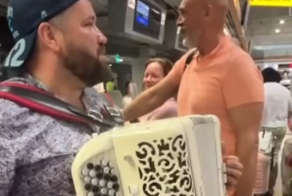 "Катюша" в аэропорту Анталии