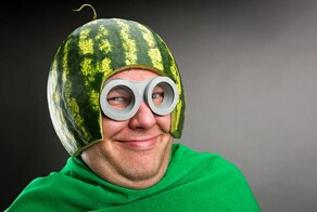 30 необычных и абсурдных головных уборов