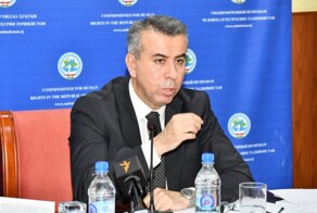 Чиновник из Таджикистана потребовал соблюдения прав мигрантов в РФ