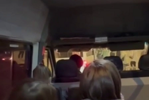 В Подмосковье водитель маршрутки отказался везти пассажира по социальной карте и избил его
