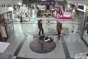 В Ставрополе молодой человек хотел отомстить охраннику, но в итоге уехал в больницу