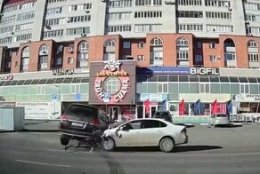 "У меня фиг проскочишь"