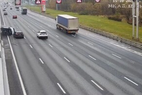 4 автомобиля столкнулись на МКАДе