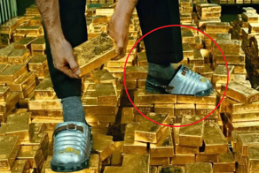 Почему в золотовалютных хранилищах каждый сотрудник обязан носить металлическую обувь?