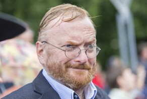 «Причём здесь ассортимент дилд и укрепление семей?»: депутат Милонов возмутился вывесками и витринами российских секс-шопов