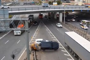 Хотел всех "перехитрить", но в итоге перевернулся