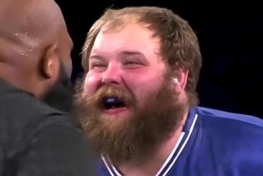 Россиянин по прозвищу Пельмень вышел в финал чемпионата по пощёчинам