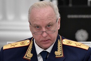 Не отпустили: В.Путин продлил срок службы А.Бастрыкину