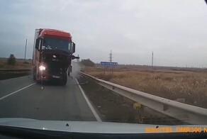 Два лобовых ДТП