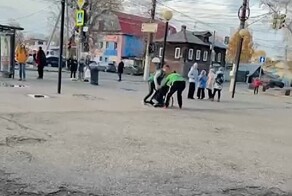 Стриптиз, погром, воровство и драка — так нижегородская парочка заглянула в "Пятёрочку"