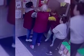 Женщины схлестнулись в битве с супостатом, попытавшимся вынести из магазина пачки кофе на ₽4 тыс