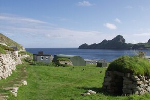 Призрачная деревня на дальнем острове Хирта