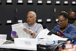 В США считают, что Трамп выиграл, потому что американцы не умеют писать