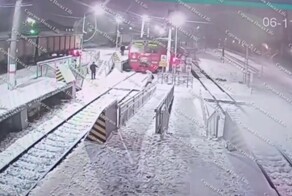 Сказочное везение: девочка попала под поезд и осталась жива