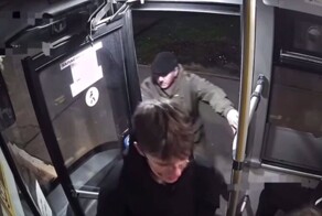 В Подмосковье автобус наехал на упавшего на дорогу пенсионера