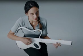Необычная цифровая "гитара" без струн