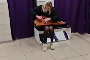 Скрасила  рабочий день менеджера