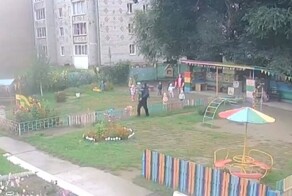 В Абакане мужчина похитил чужого ребенка из детского сада