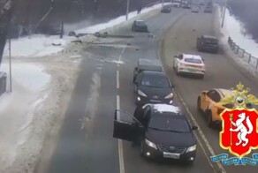 22-летний водитель на Bentley устроил ДТП, после которого как минимум надо лишать прав и проверять его на адекватность