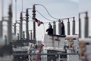 Девушка с выгоранием забралась на электростанцию в Солт-Лейк-Сити и повисла на проводах