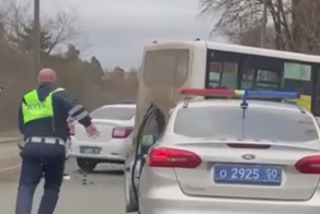 В Подмосковье мужчина похитил маршрутку и устроил гонки с полицией в стиле GTA