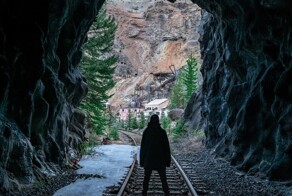 10 таинственных заброшенных мест, от которых веет историей