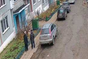 Житель Кирова придрался к внешнему виду прохожих и получил выстрел в лицо