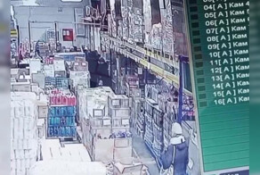 В Казани мужчина сломал челюсть 67-летнему работнику магазина за то, что тот перегородил ему проход