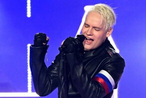 Шаман и Олег Газманов заявили, что дети в школах должны исполнять патриотические песни