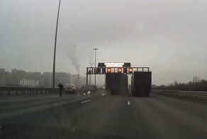 "Стоянка" на КАДе с риском для жизни