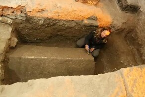 В Турции возможно обнаружили могилу Санта-Клауса