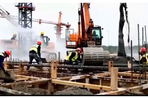 Строительная площадка по мнению нейросети