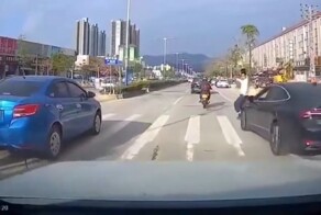 Немного жести из Китая