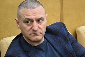 «Грубо, но доходчиво»: силовики не нашли экстремизма в словах депутата Госдумы, призвавшего женщин заняться продолжением рода «пока рожалка работает»