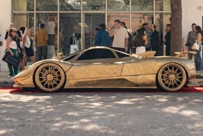 Реплика Pagani Zonda из 100 000 монет
