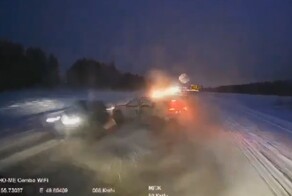 Самоуверенность закончилась на ДТП с 4 автомобилями