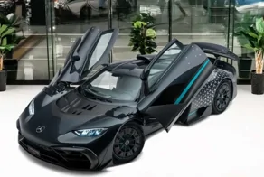 В России выставили на продажу очень редкий гиперкар Mercedes-AMG One за 485 миллионов рублей