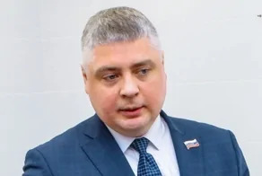 «Я не хочу лететь ни с кем»: депутат из Сахалина устроил скандал в самолёте
