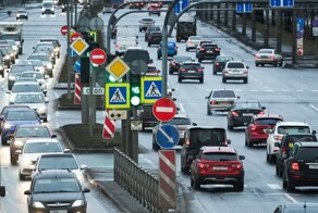 Владельцев дорог обяжут заранее информировать водителей об изменениях в схеме движения