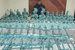 Дайверы наткнулись на сотни древних артефактов у берегов Александрии