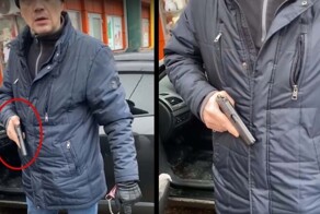 Мужик не стерпел наглости иностранного специалиста и достал важный аргумент из бардачка