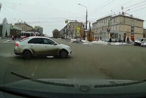 "Я тоже на зелёный еду"