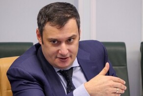 Врио губернатора Курской области Хинштейн обязал чиновников отвечать на неудобные вопросы в соцсетях